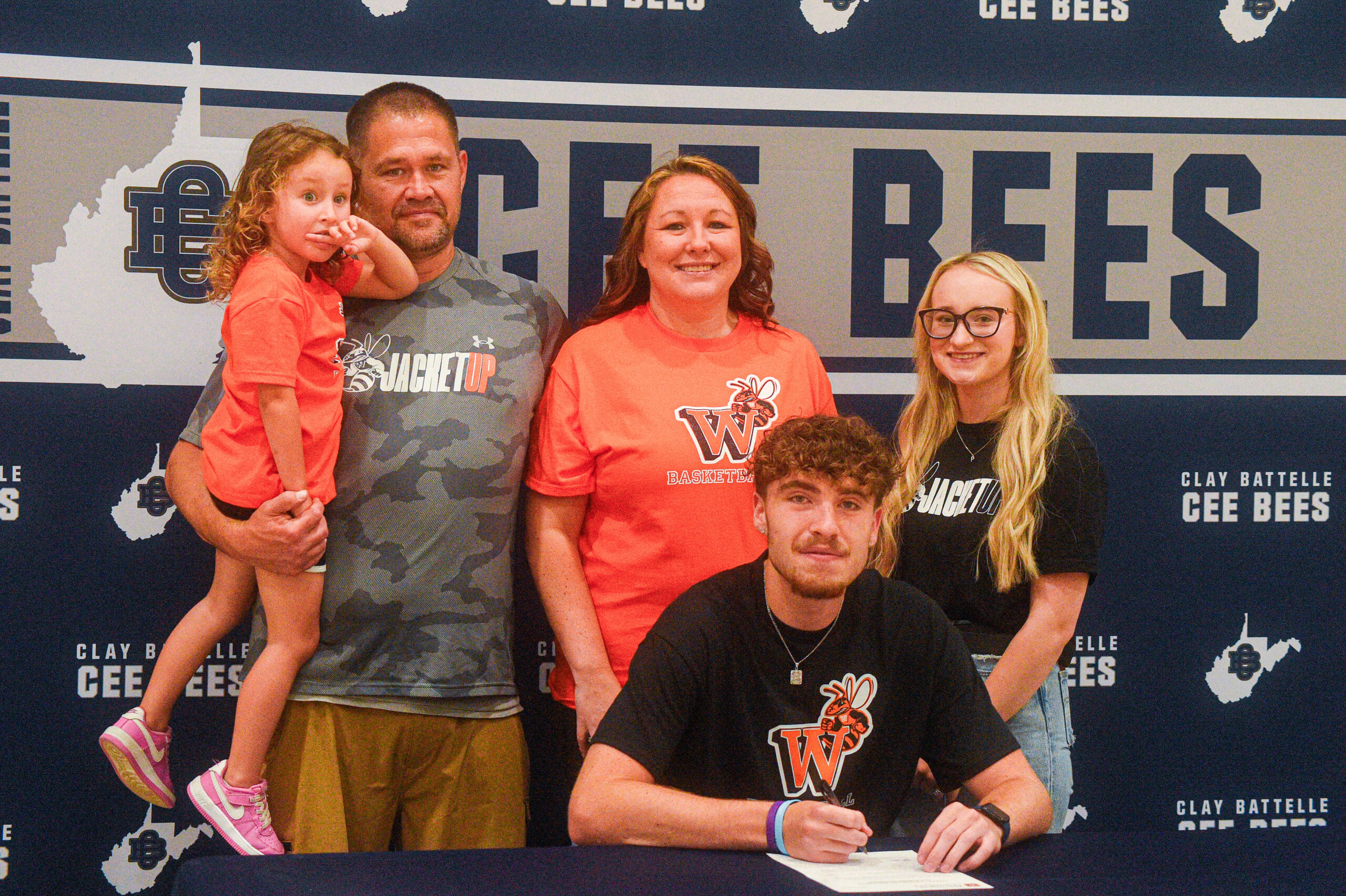 Clay-Battelle’s Preston Luzader signs with Waynesburg University